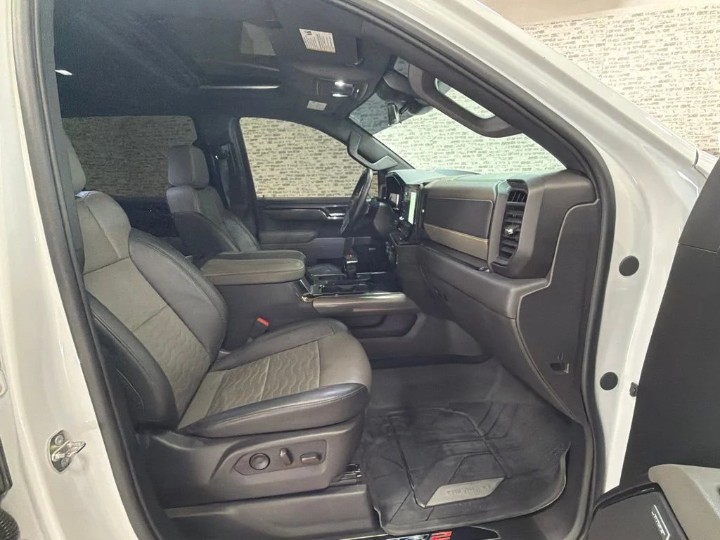 Used 2024 Summit White Chevrolet ZR2 image 11