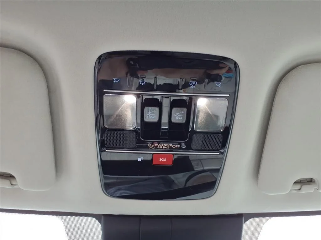 Used 2024 Black Hyundai Calligraphy image 21