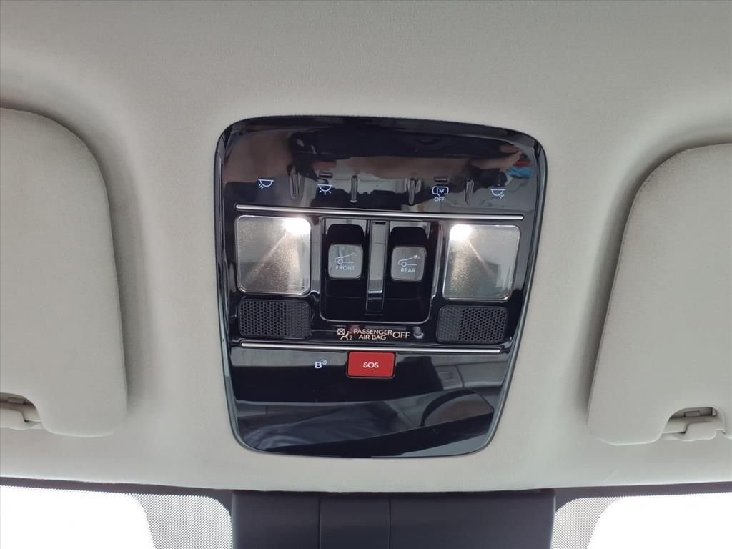 Used 2024 Black Hyundai Calligraphy image 21