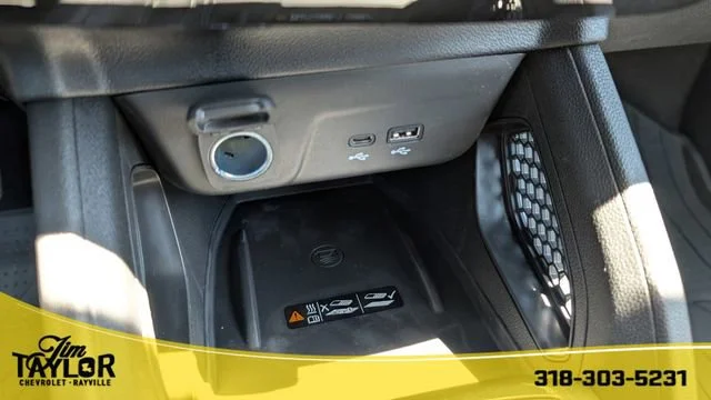 New 2026 Summit White Chevrolet LT image 20