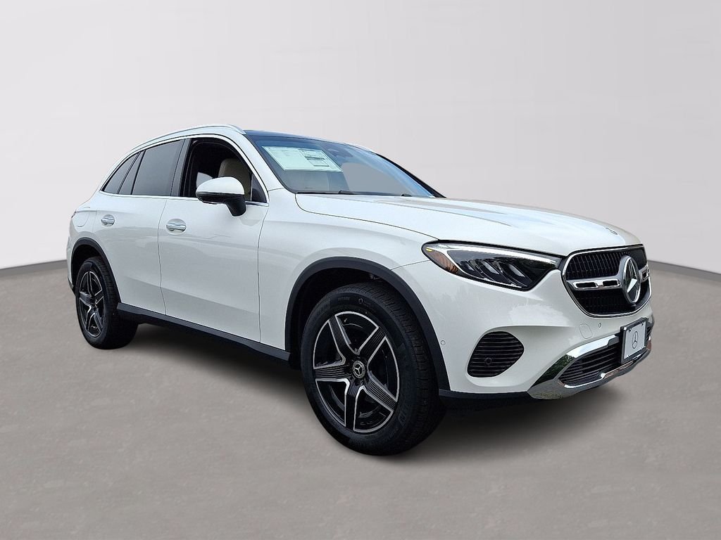 New 2027 Polar White Mercedes-Benz GLC 300 image 2