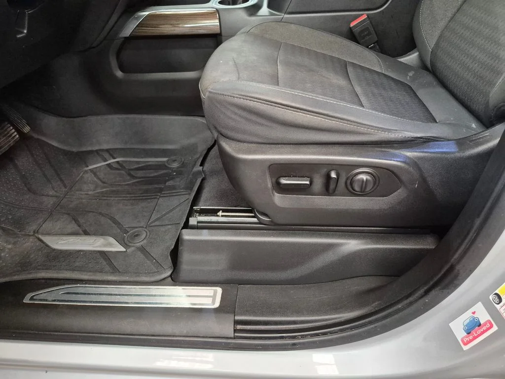 Used 2019 Silver Ice Metallic Chevrolet LT Trail Boss image 15