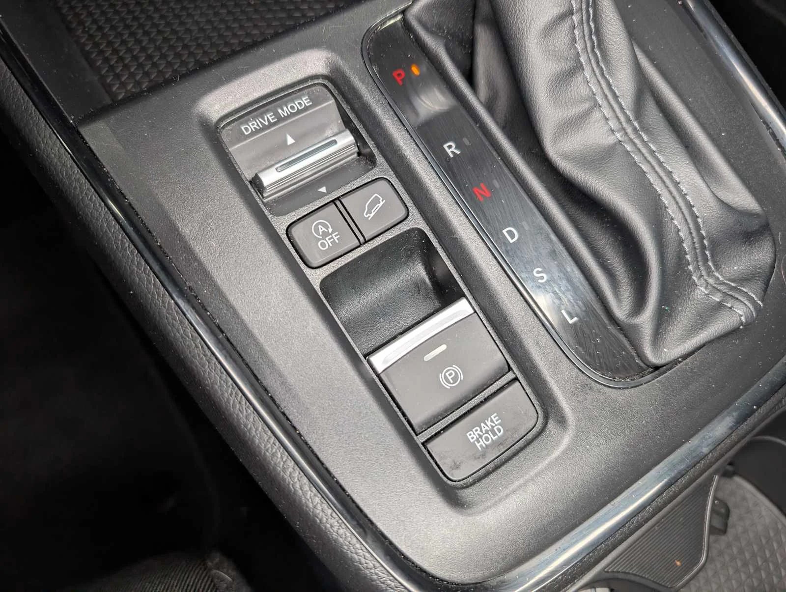 2025 Honda CR-V EX - Photo 28