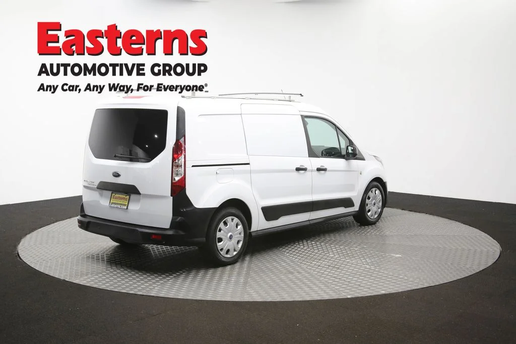 Used 2019 White Ford XL image 41