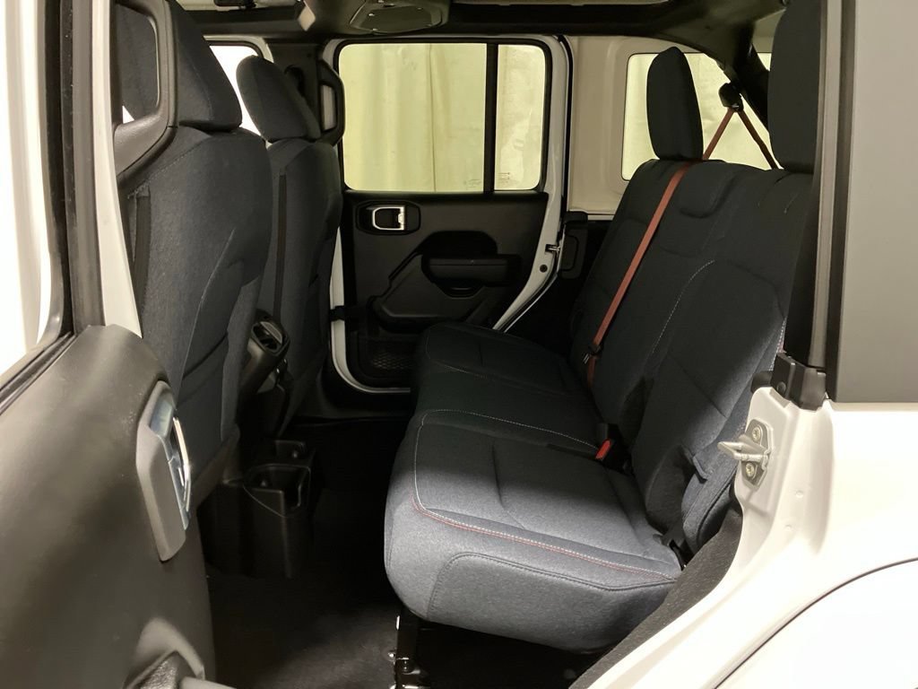 New 2026 Bright White Clearcoat Jeep  image 15