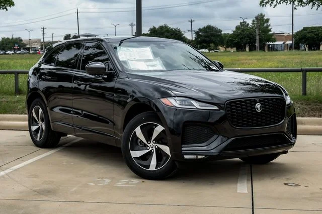 2026 Jaguar F-Pace R-Dynamic S - Photo 6