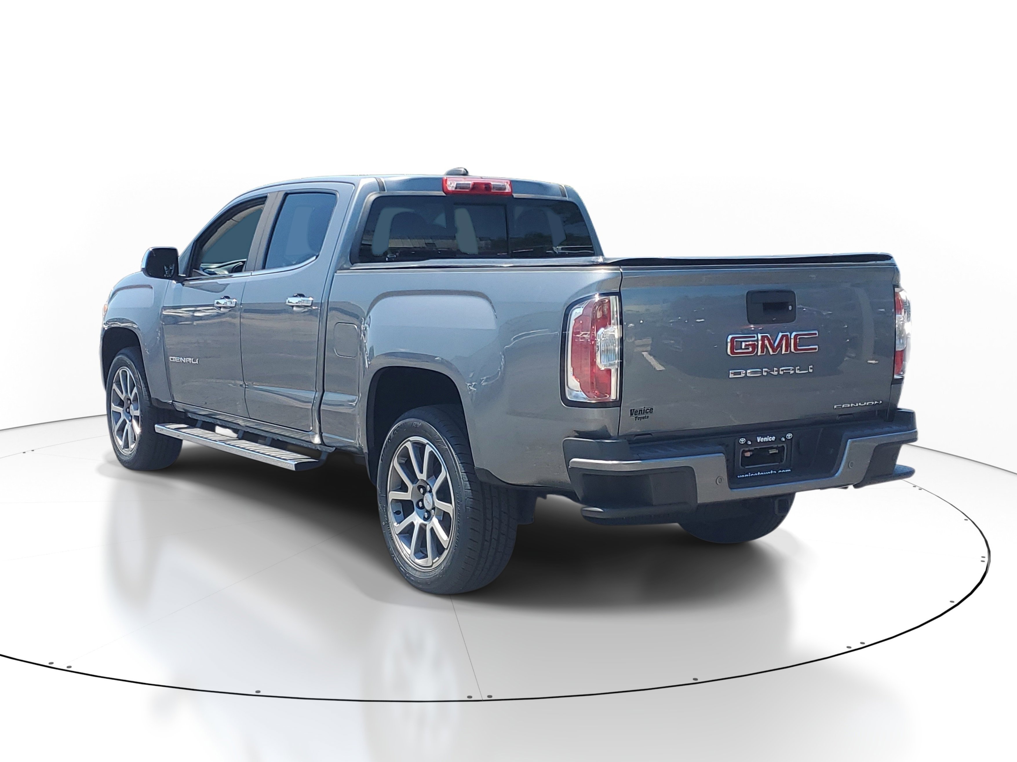 Used 2021 Satin Steel Metallic GMC 4WD Denali image 3