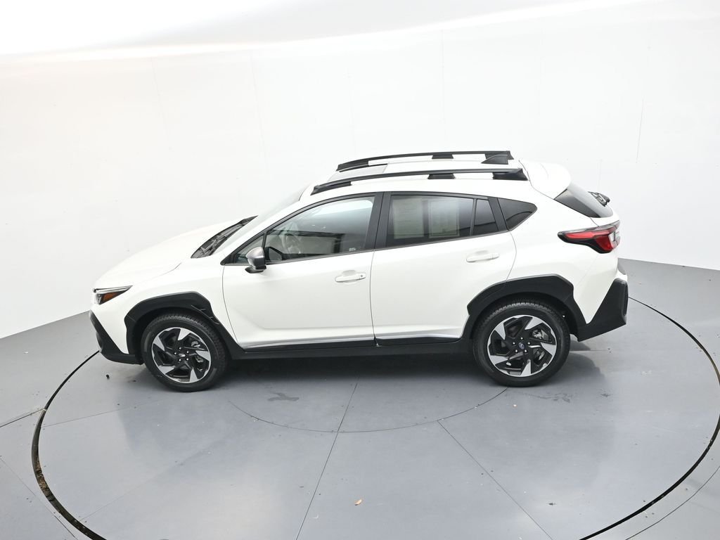 Used 2025 Crystal White Pearl Subaru Limited image 24