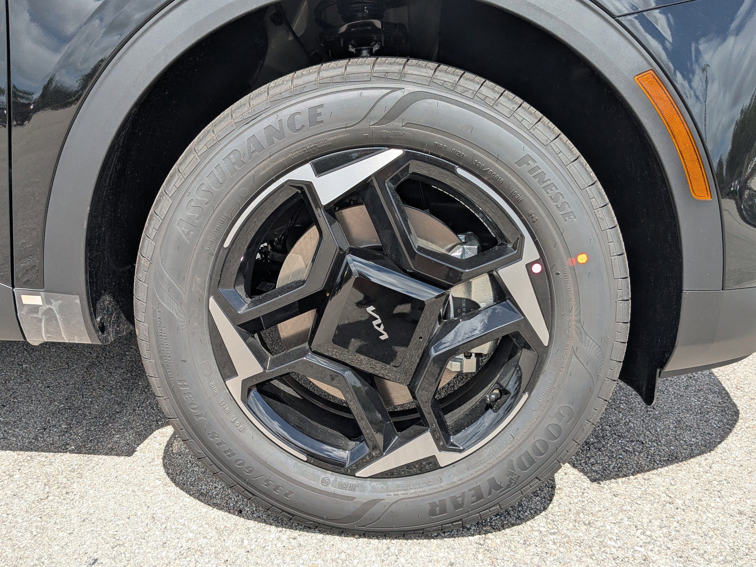 New 2026 Fusion Black Kia EX image 11