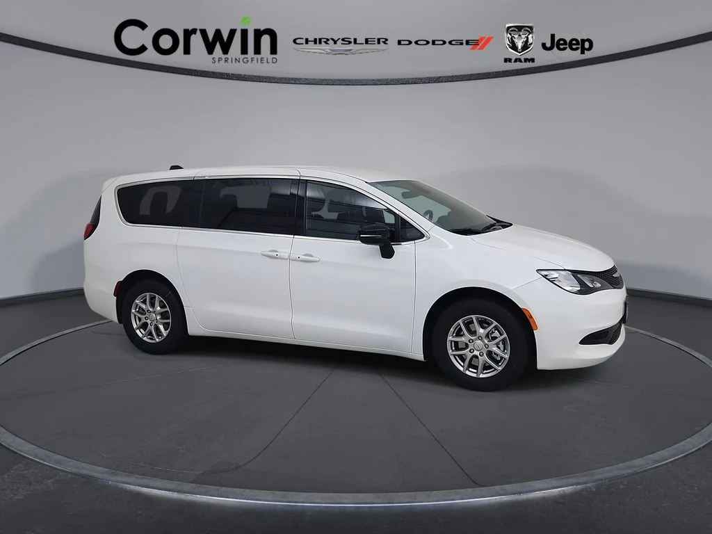 2027 Chrysler Voyager LX's photo