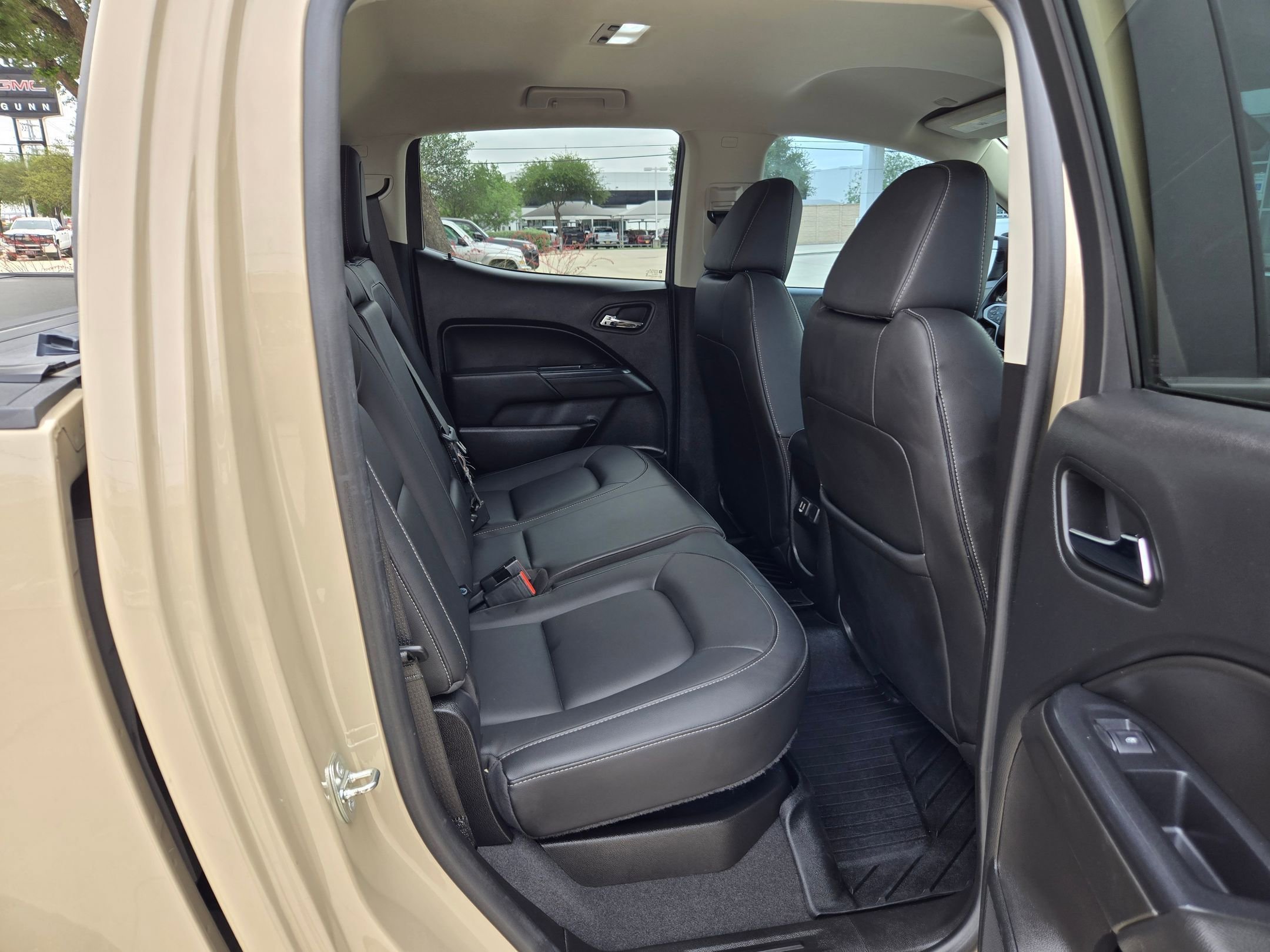 2021 Chevrolet Colorado ZR2 - Photo 24