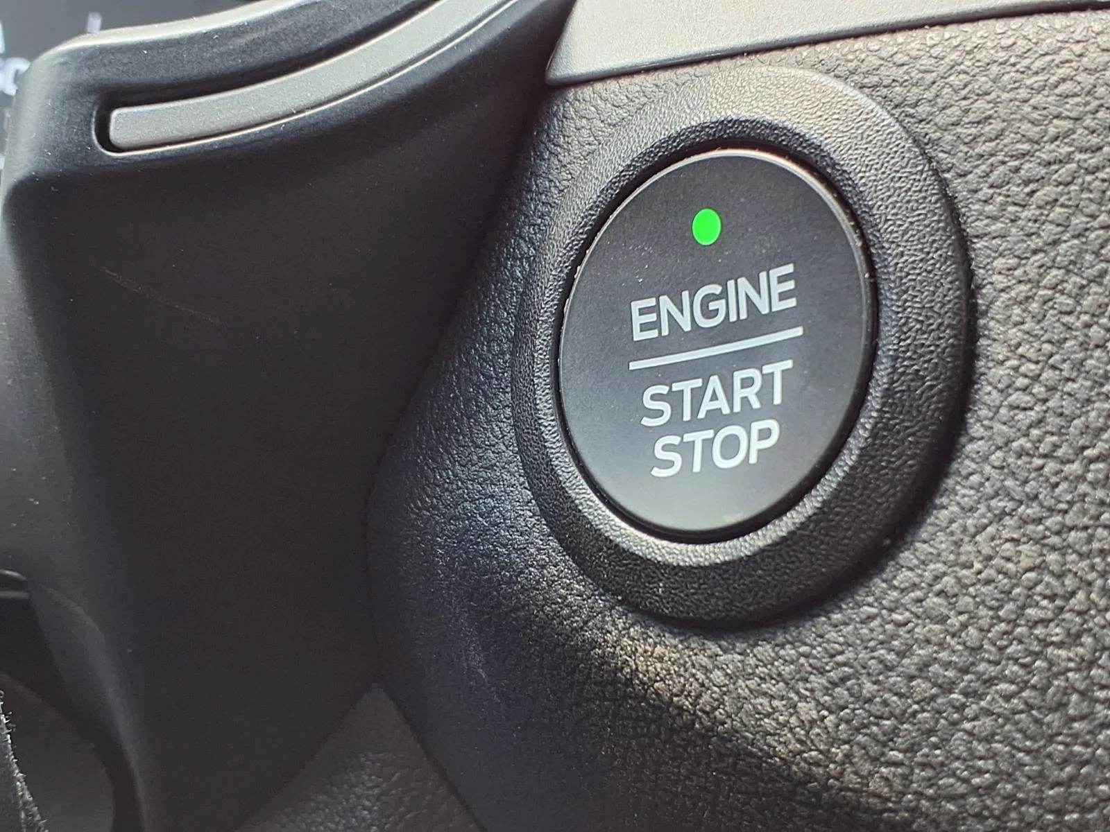 Used 2022 Atlas Blue Ford SE image 13