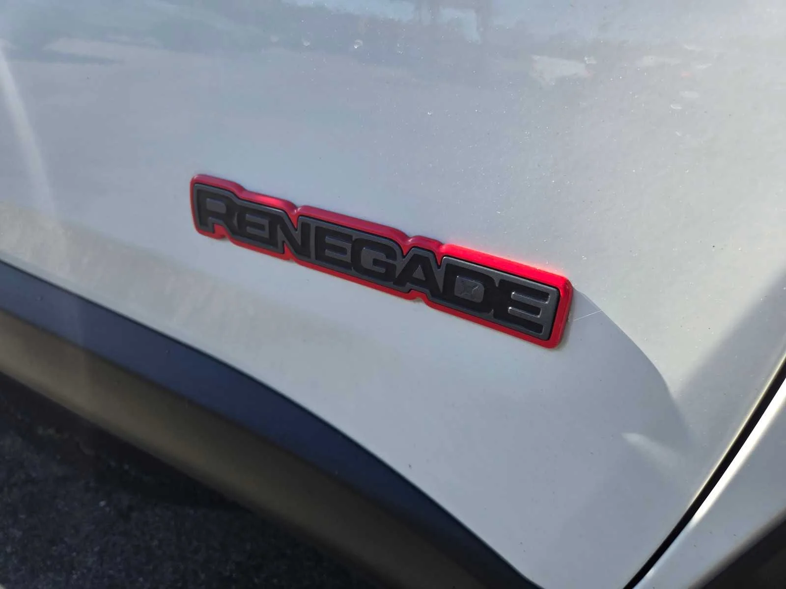 Used 2023  Jeep Trailhawk image 28