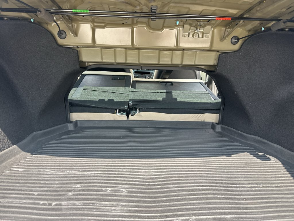 Used 2013 Ebony Black Kia LX image 31