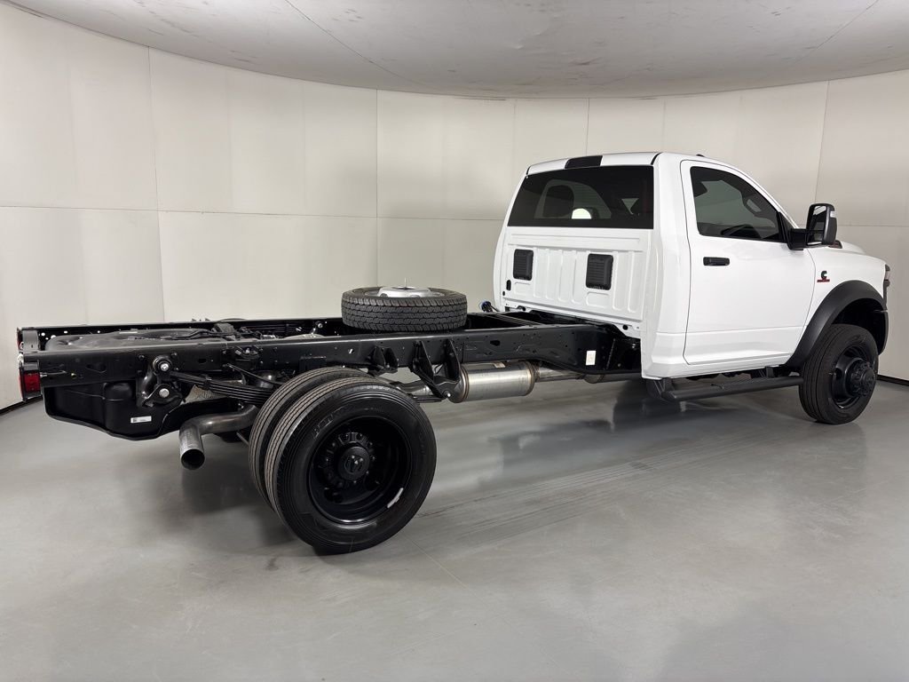 New 2026 Bright White Clearcoat RAM Tradesman image 7