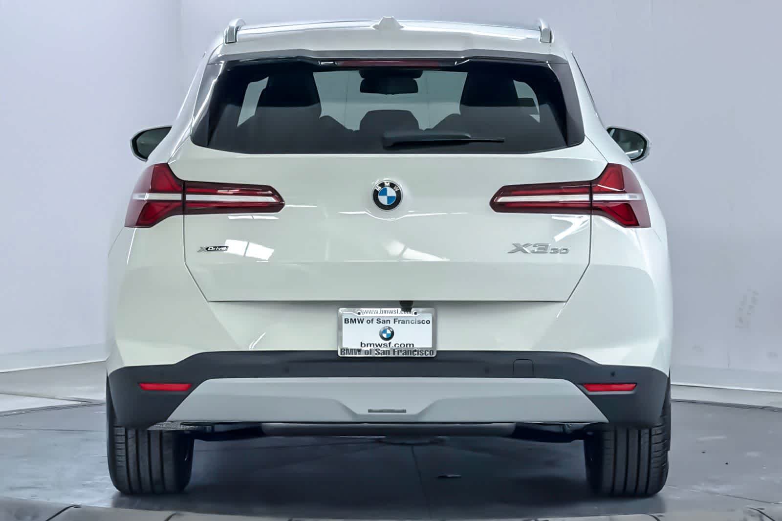 New 2026 Alpine White BMW 30 xDrive image 7