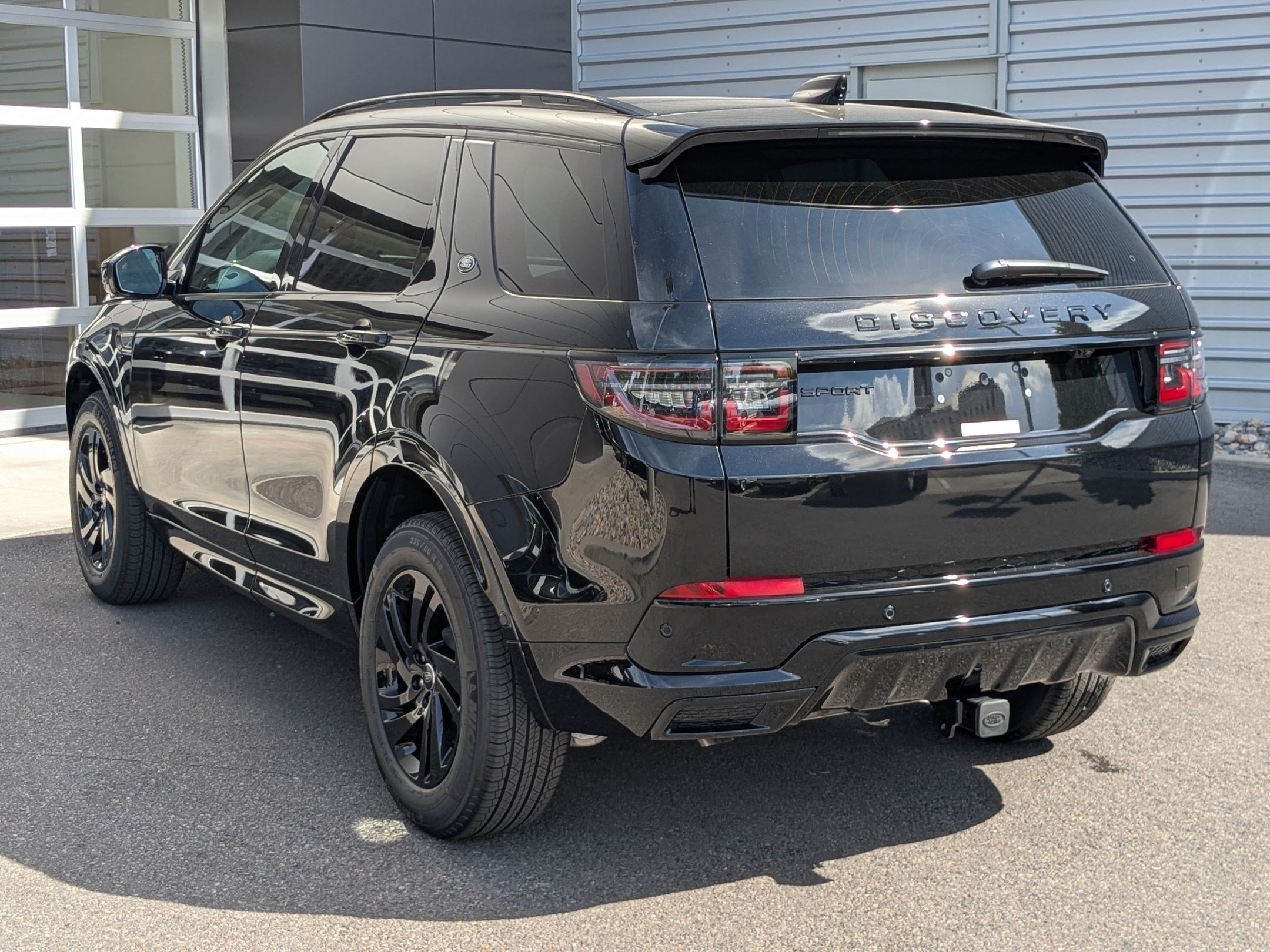 New 2026 Santorini Black Land Rover Landmark image 8