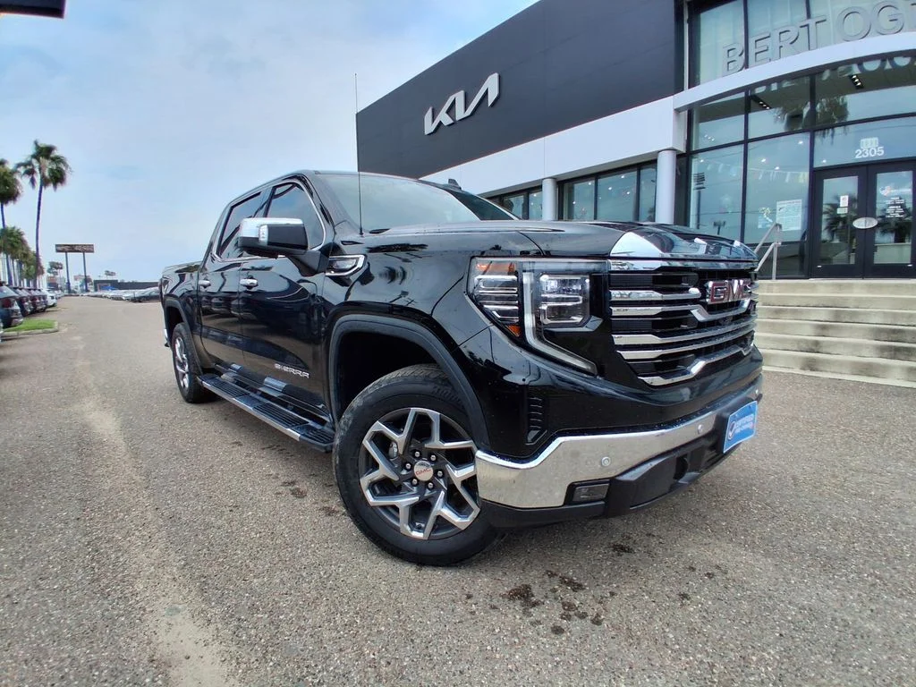 Used 2024 Black GMC SLT image 1