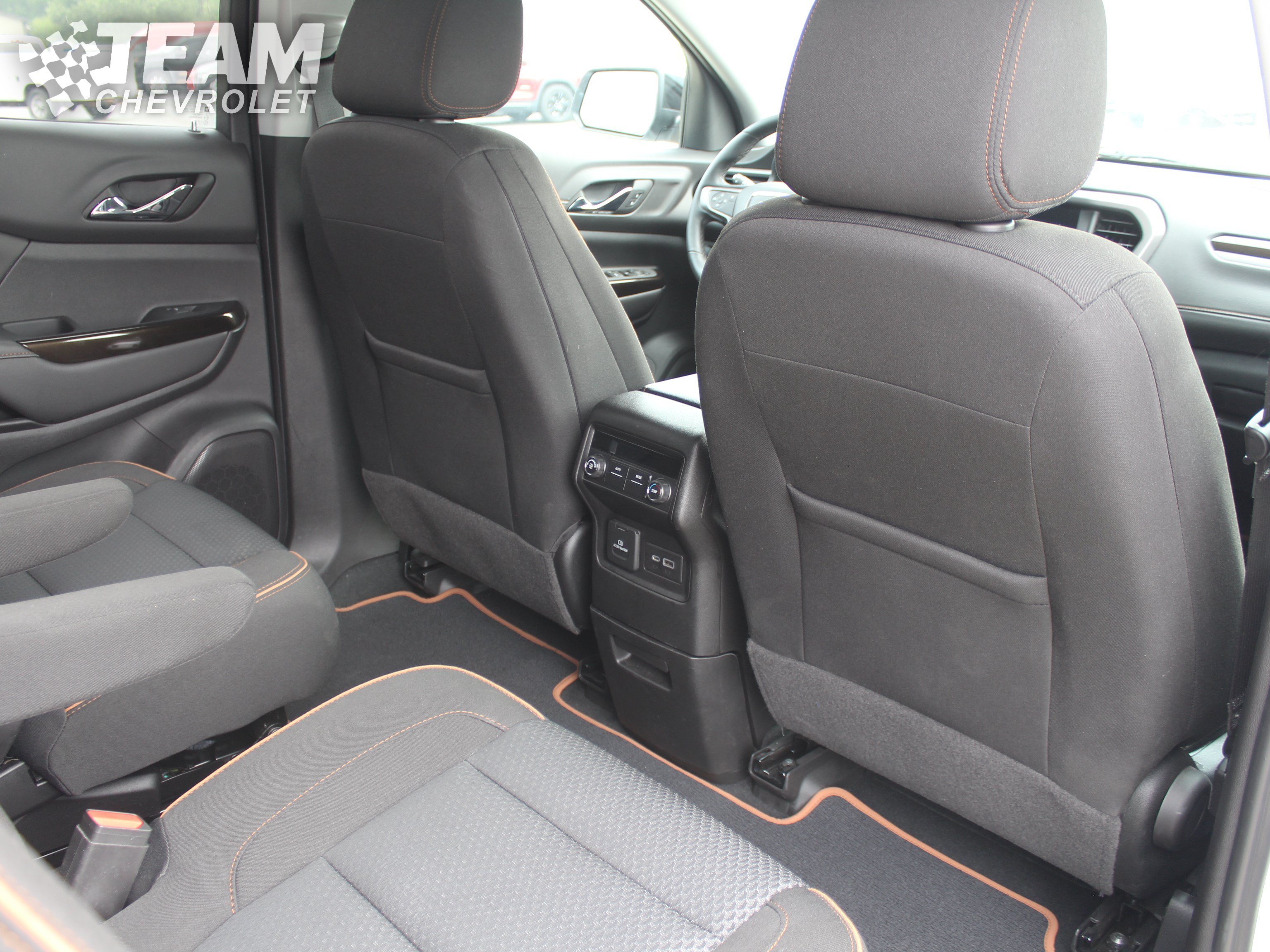 Used 2023 Summit White GMC AT4 image 25