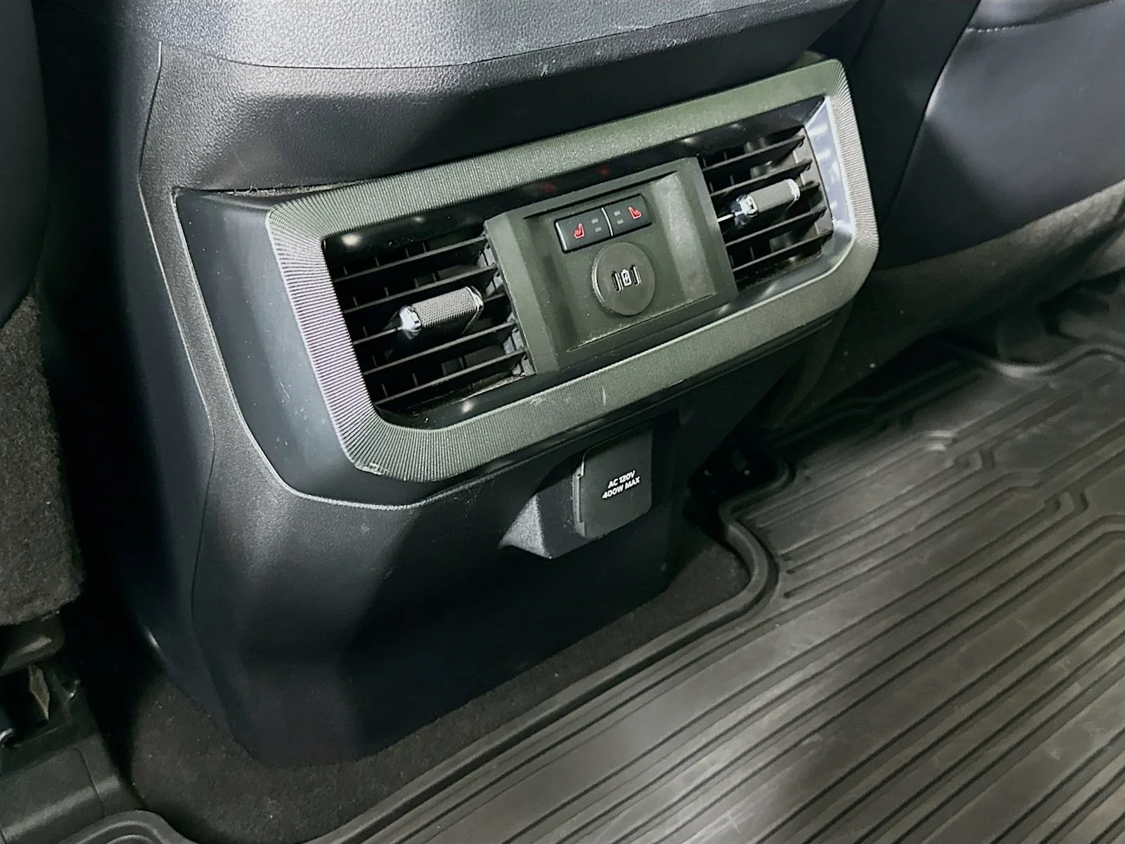2025 Ford F-350 Super Duty Platinum - Photo 28