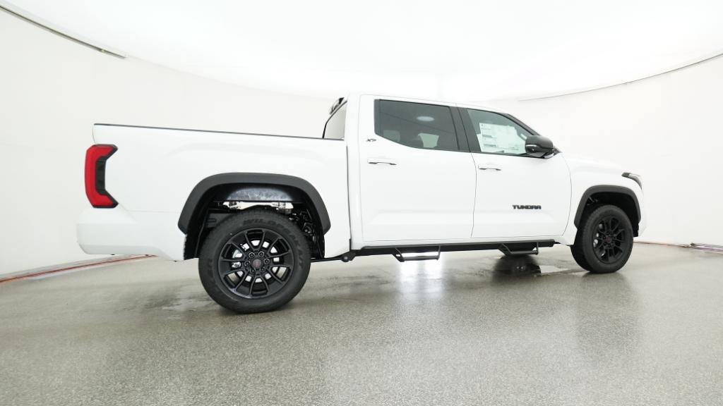 New 2026 Ice Cap Toyota SR5 image 16