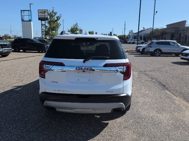 Used 2023 White GMC SLT image 19