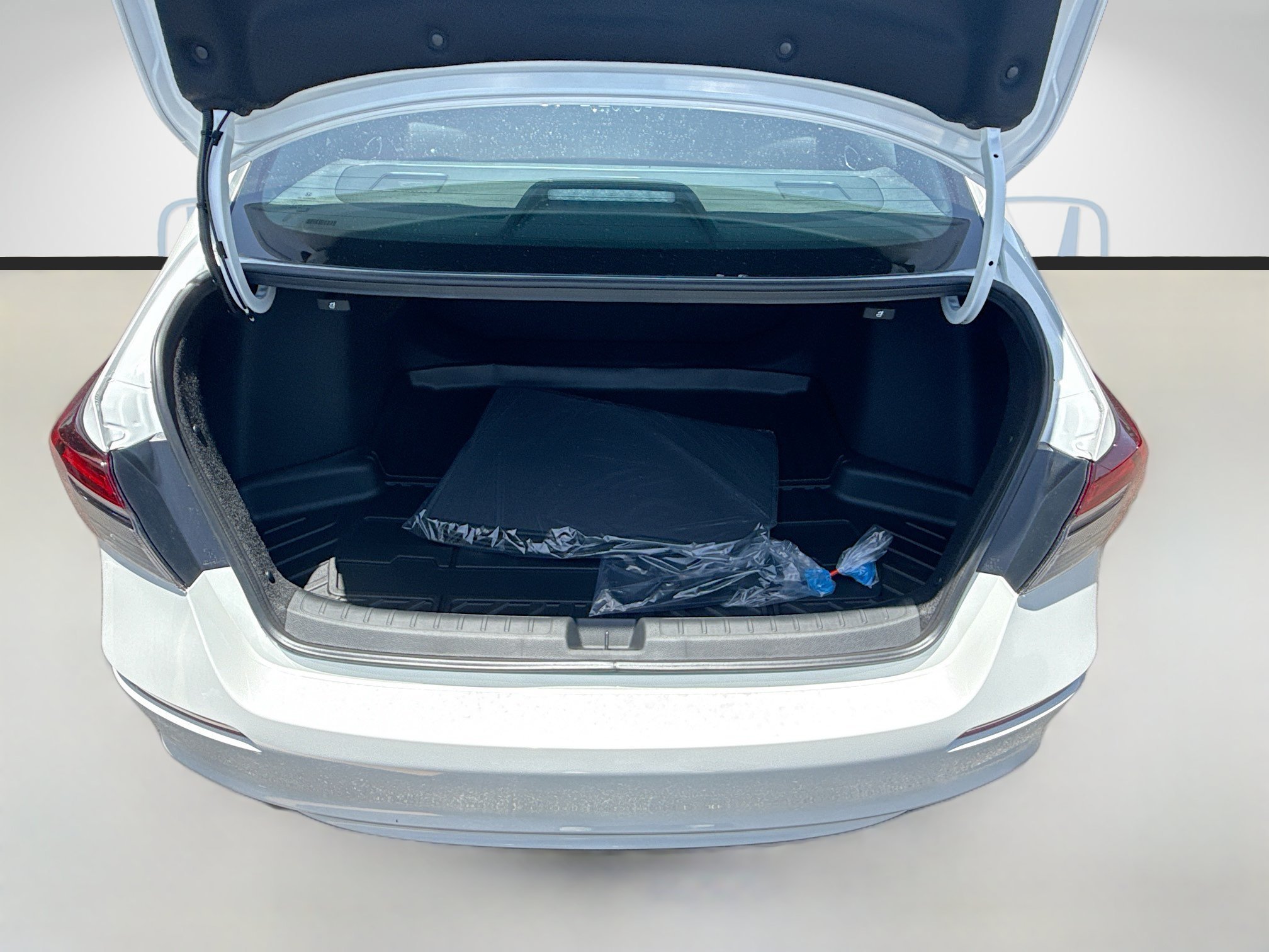 New 2026 Platinum White Pearl Honda  image 21