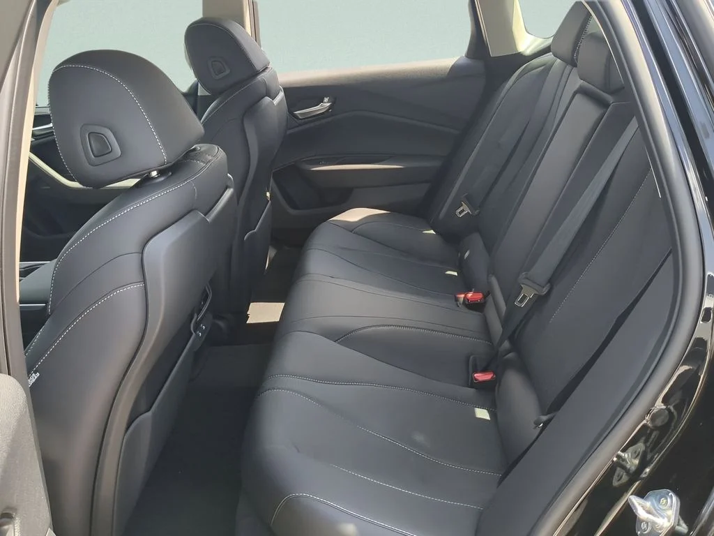2025 Acura TLX Technology Package - Photo 13