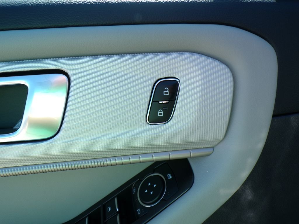 New 2026 Carbonized Gray Metallic Ford Active image 11