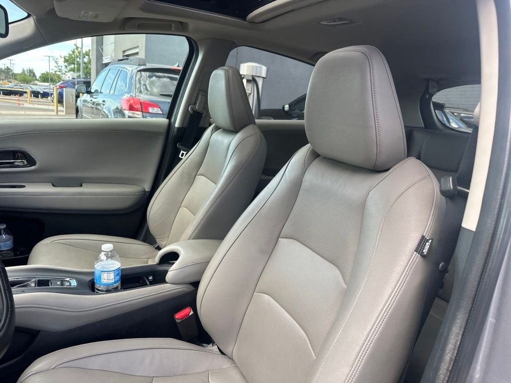 Used 2019  Honda EX-L image 16