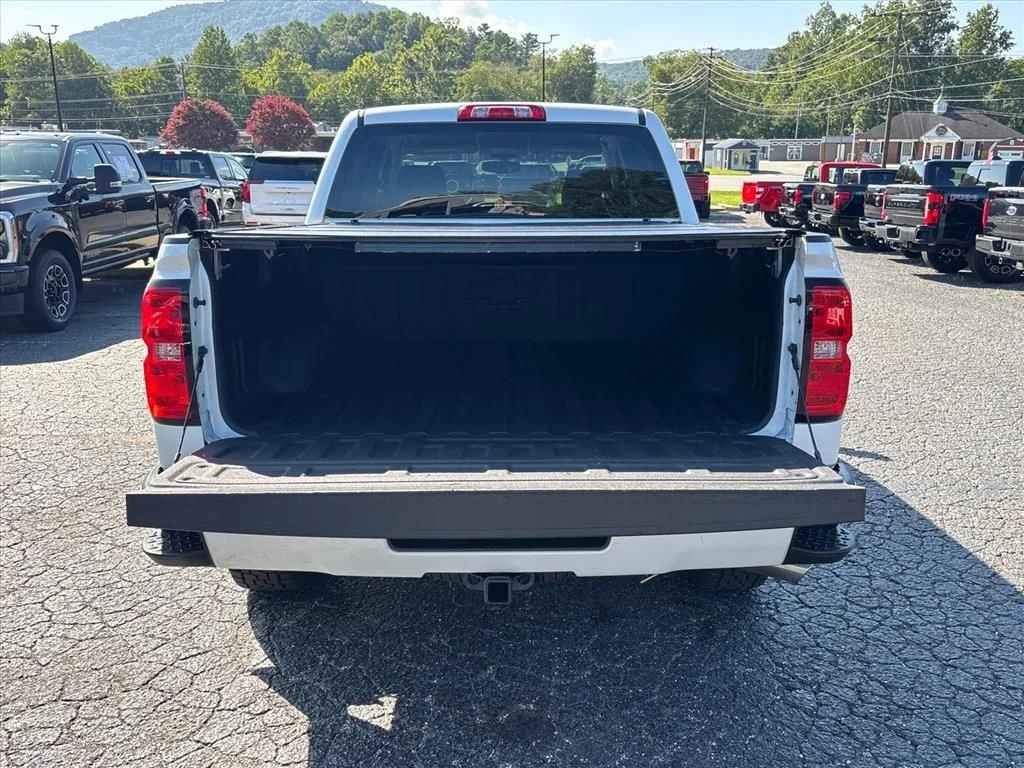 Used 2018 Beige Chevrolet LT image 7