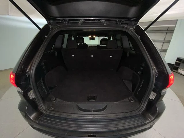 Used 2021 Gray Jeep Laredo E image 22