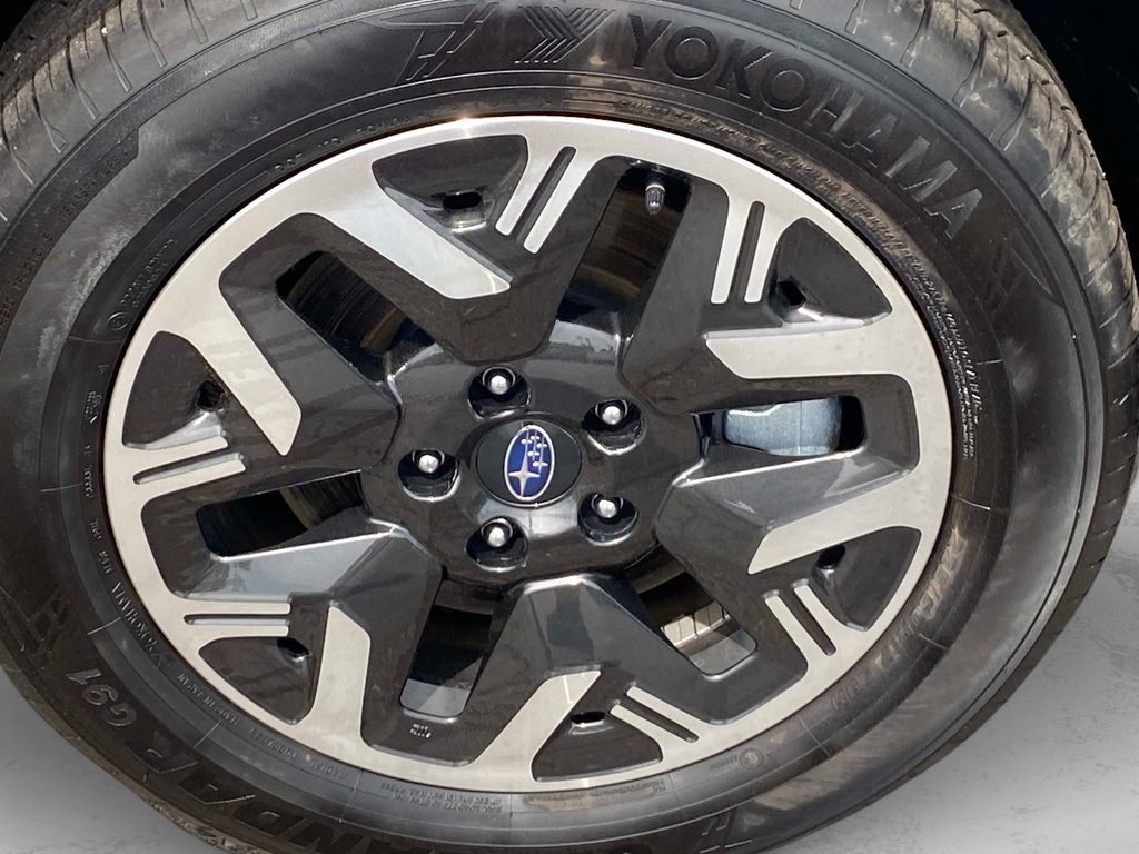 Used 2025 Silver Subaru Premium image 27
