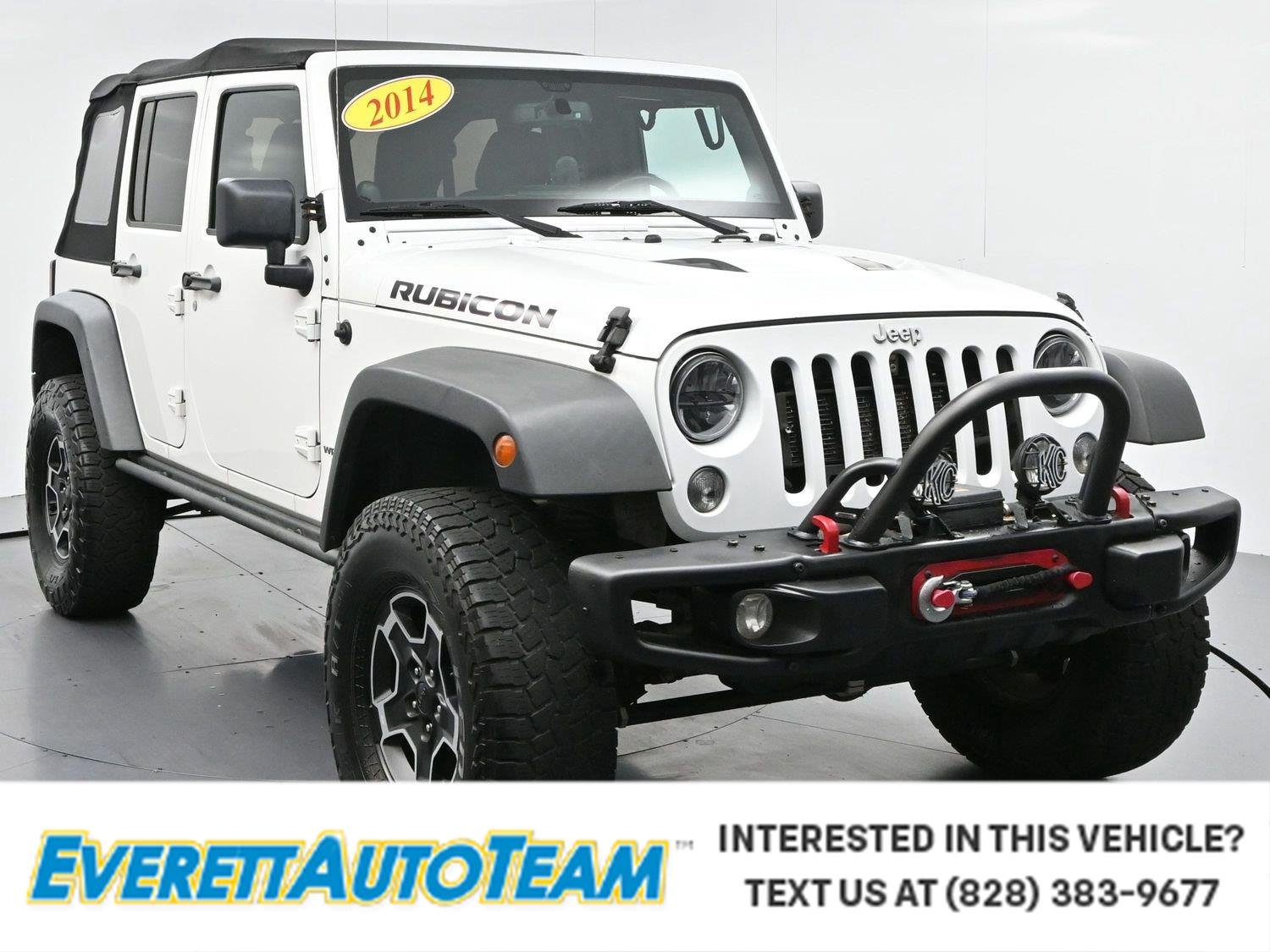 Used 2014 Bright White Clearcoat Jeep Rubicon X image 1