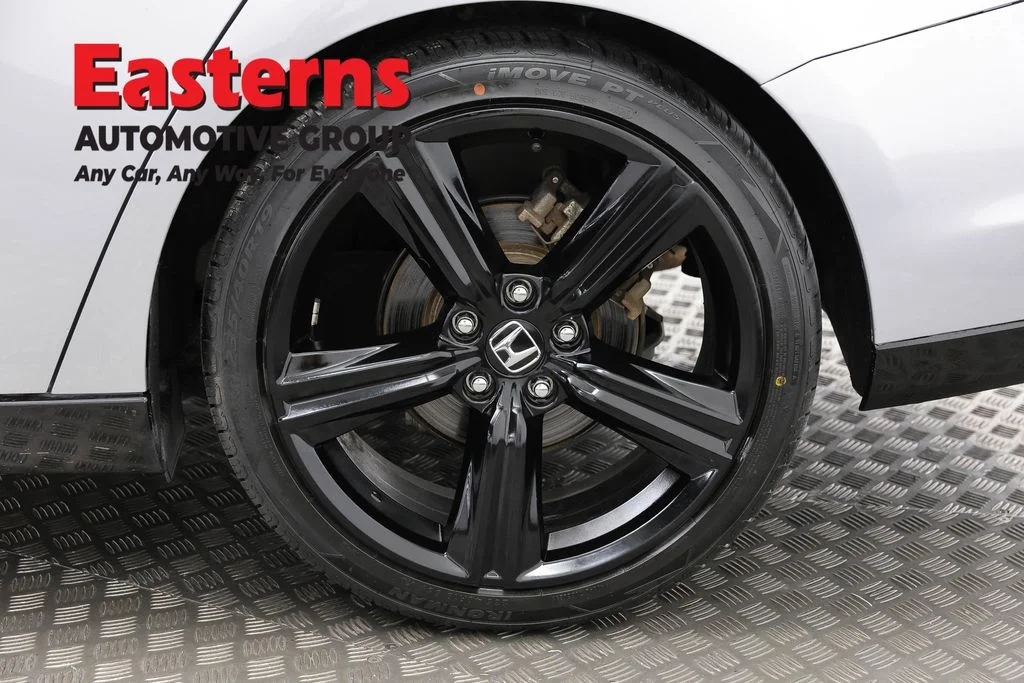 Used 2024 Silver Honda Sport-L image 31