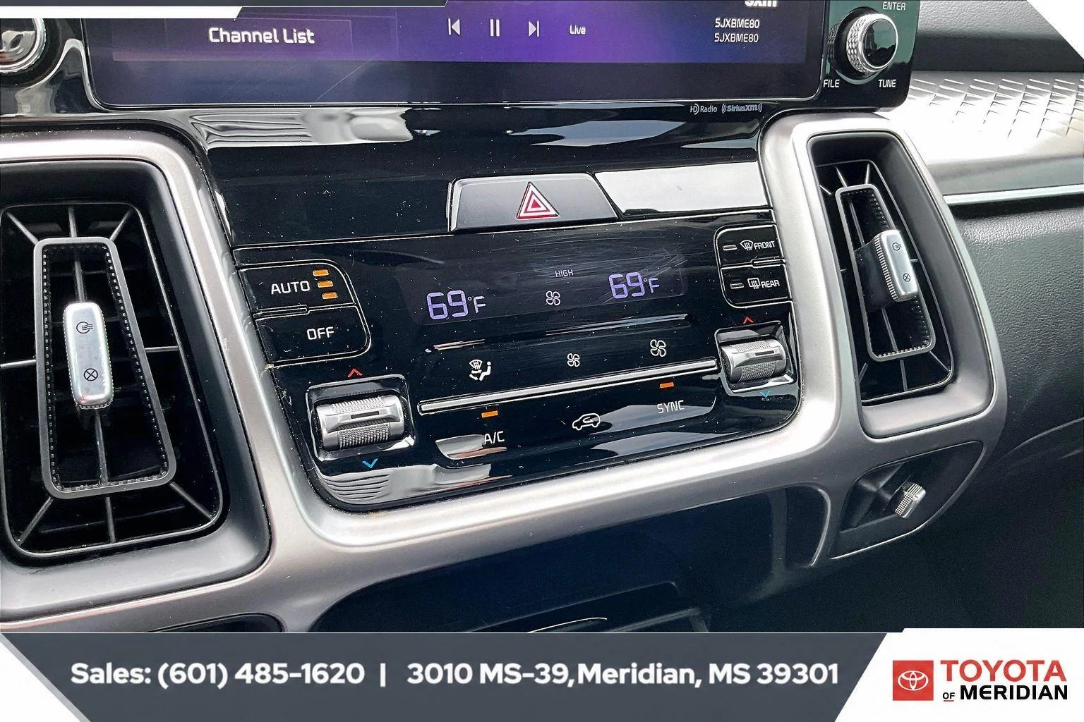 Used 2023 Gravity Gray Kia S image 23