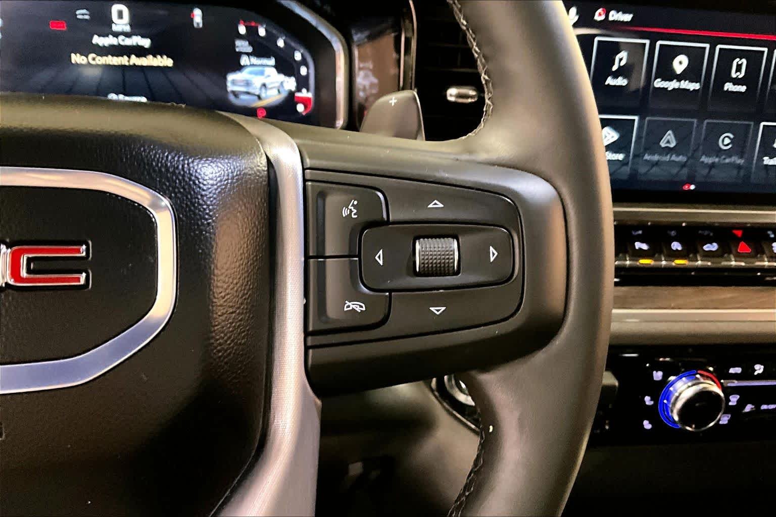 Used 2026 Onyx Black GMC SLT image 24