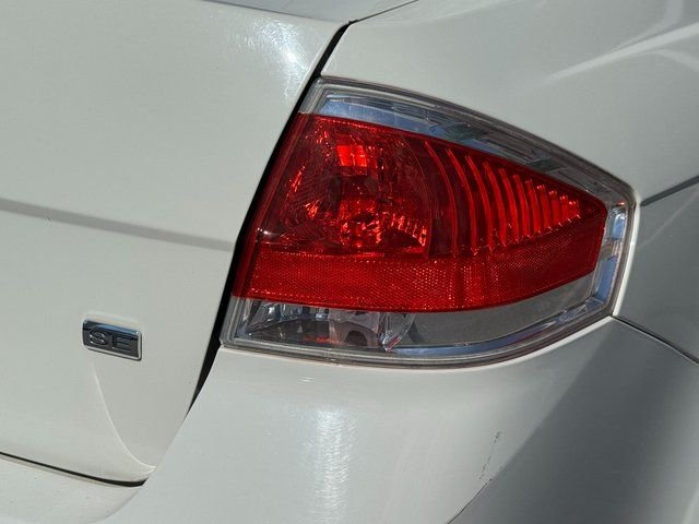 Used 2011 White Ford SE image 22