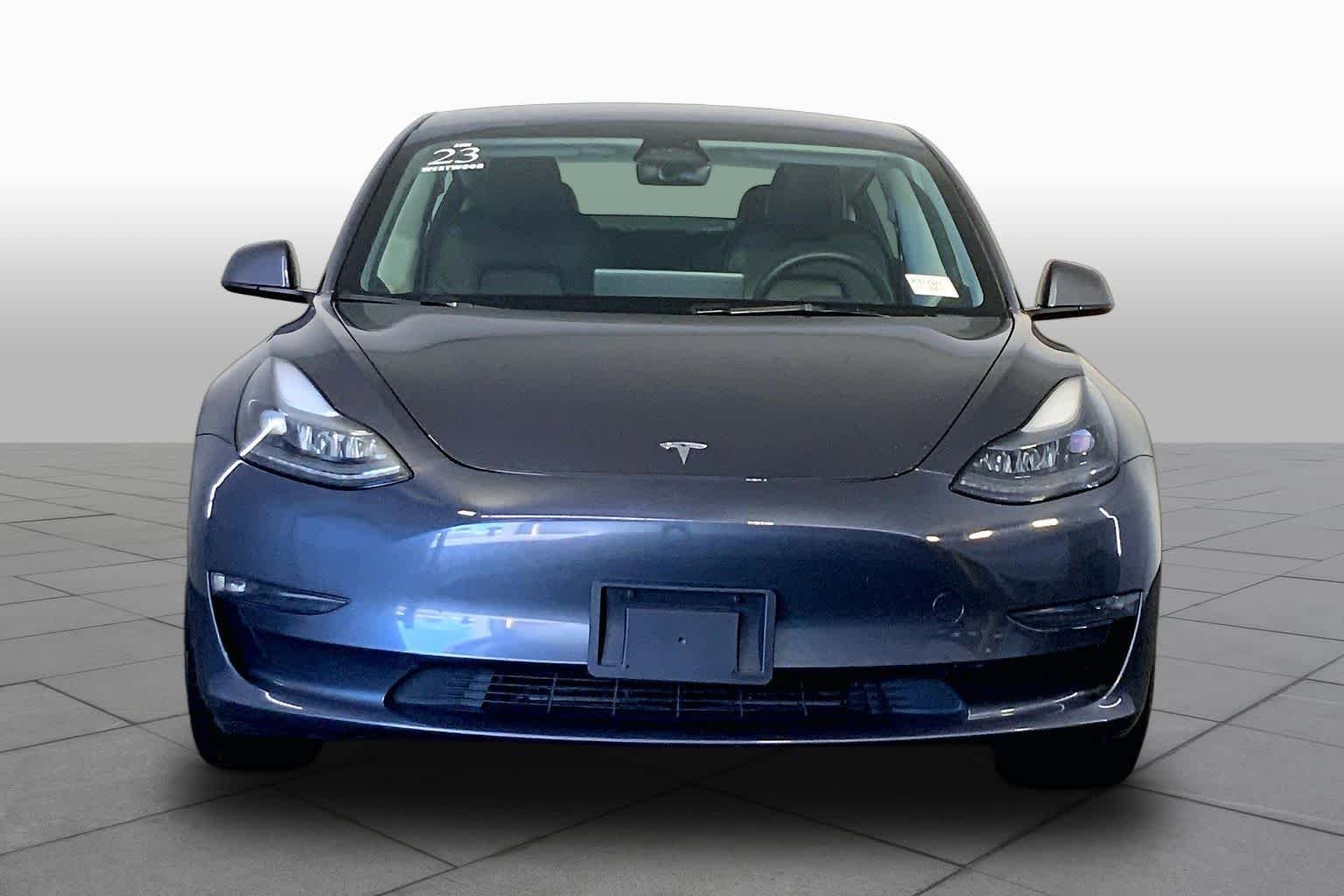 Used 2023 Deep Blue Metallic Tesla Performance image 3