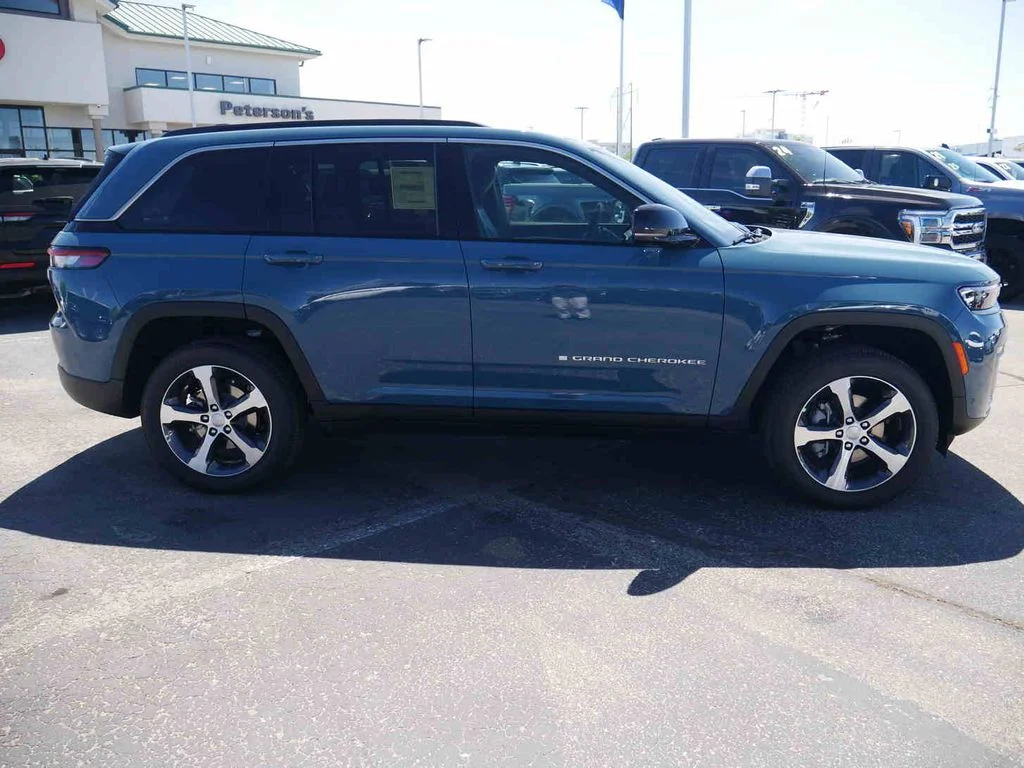 New 2026 Blue Jeep Limited image 19