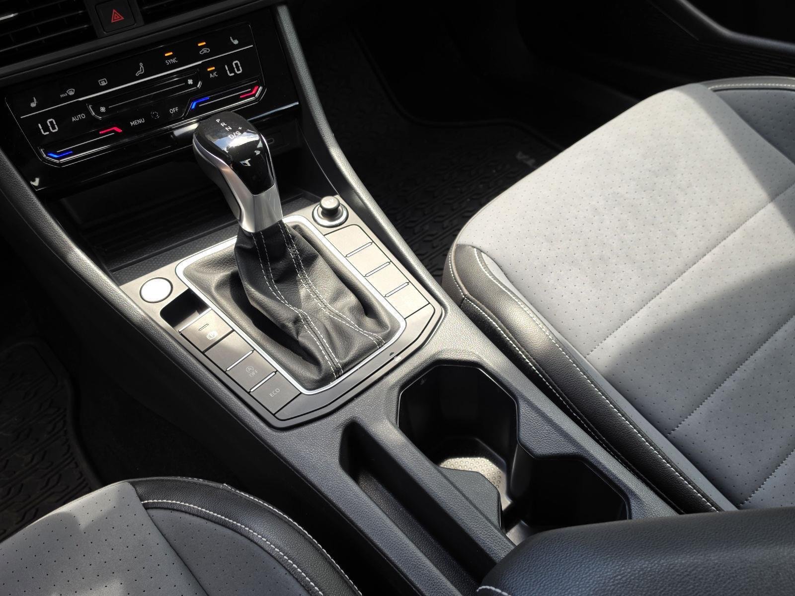 Used 2025 Monument Gray Volkswagen SE image 46