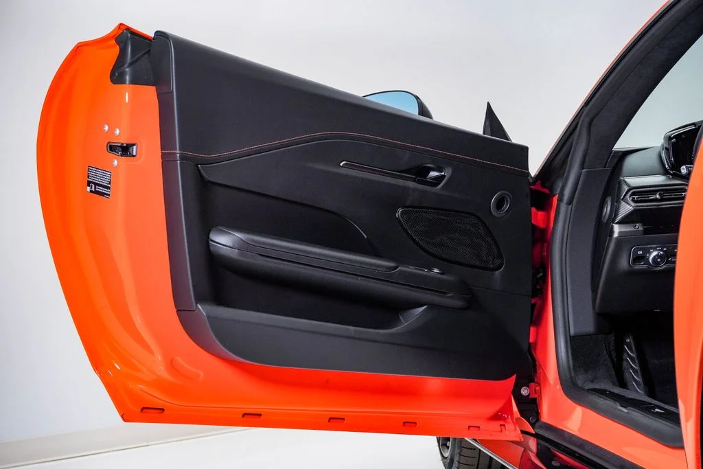 Used 2025 Synapse Orange Aston Martin Coupe image 30