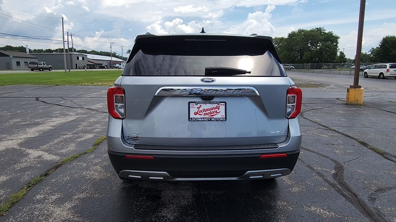 Used 2024 Silver Ford XLT image 7