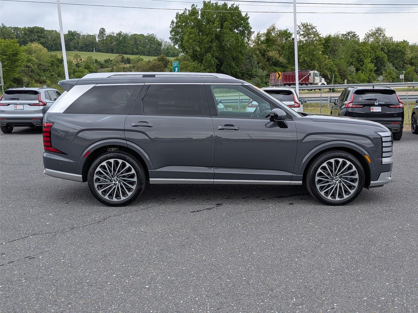 Used 2026 Ecotronic Gray Pearl Hyundai Calligraphy image 4