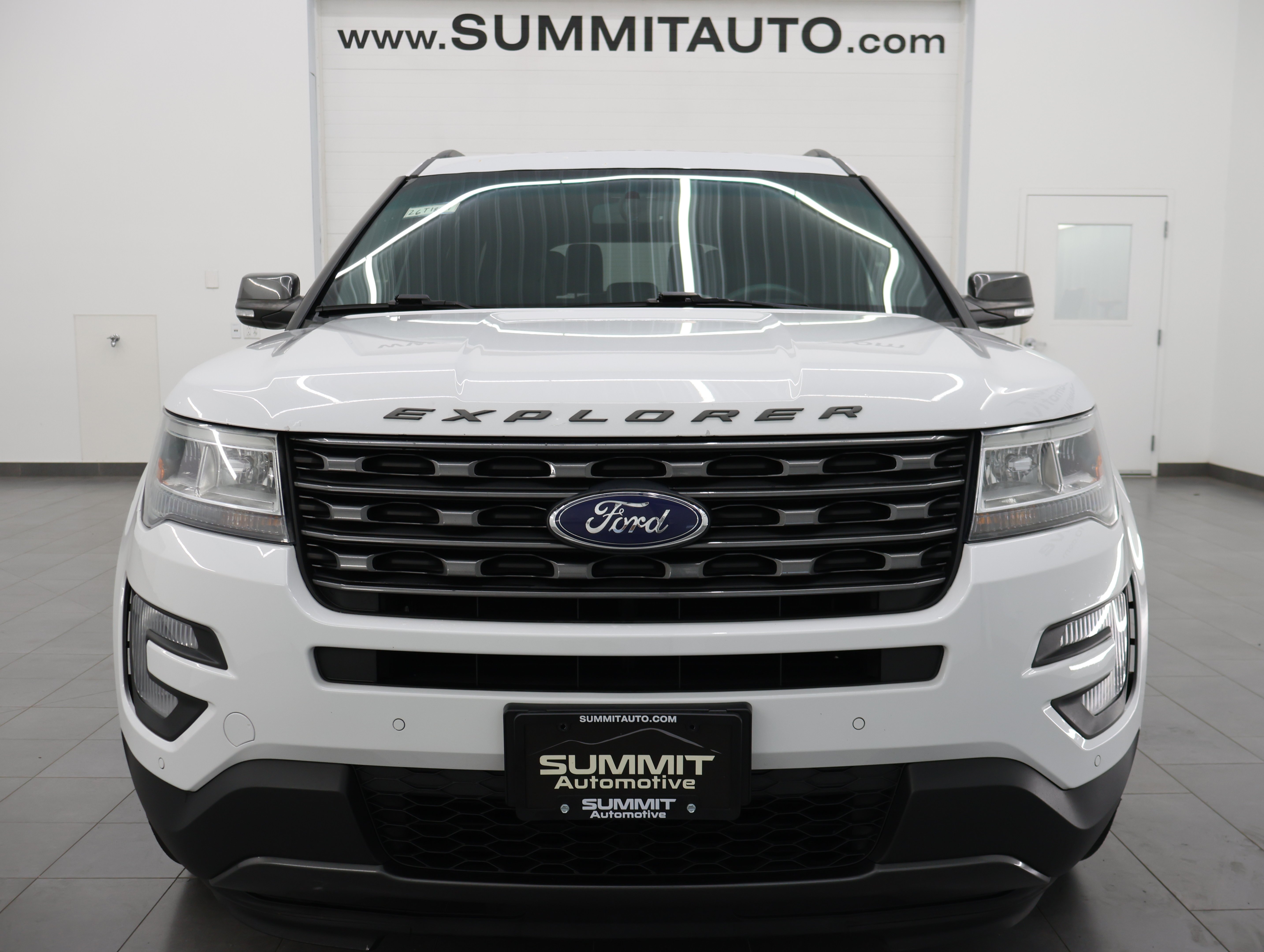 Used 2017  Ford XLT image 22