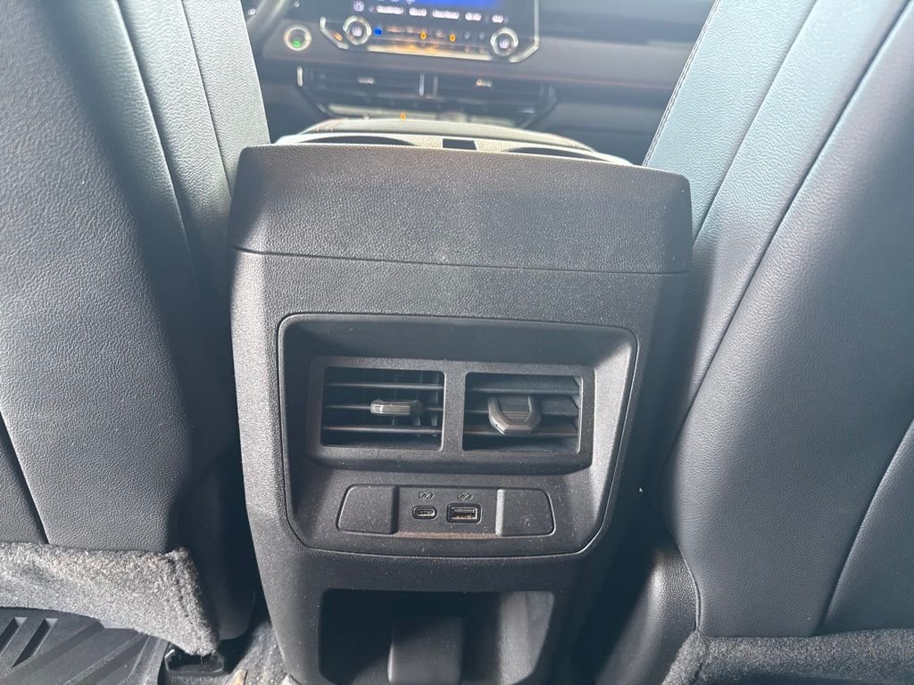 Used 2024 White Chevrolet Z71 image 43