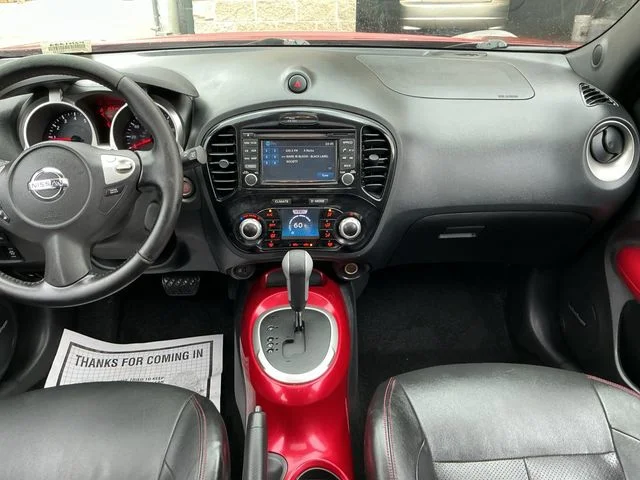 Used 2015 Red Nissan SL image 21
