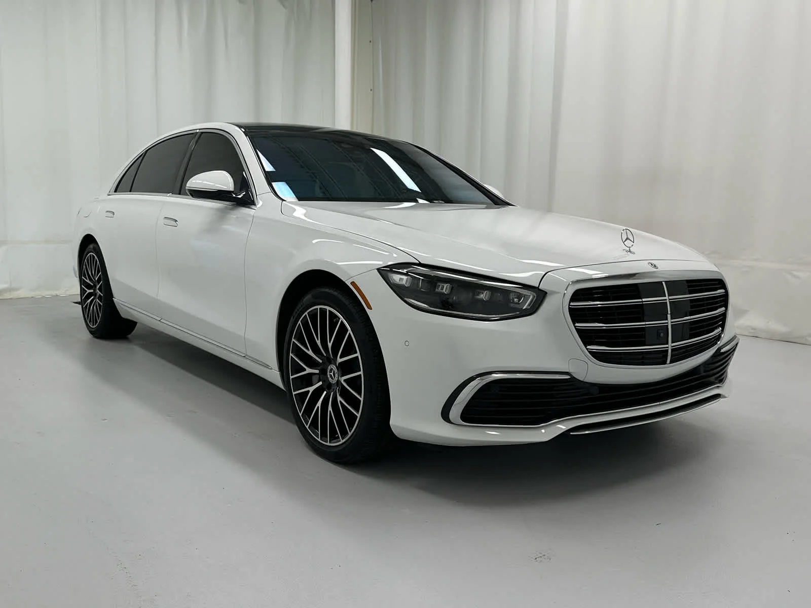 2024 Mercedes-Benz S-Class S 580 4MATIC's photo