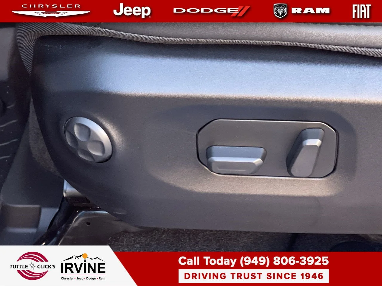 New 2026 Hydro Blue Pearl-Coat Exterior Paint Jeep Rubicon X image 28