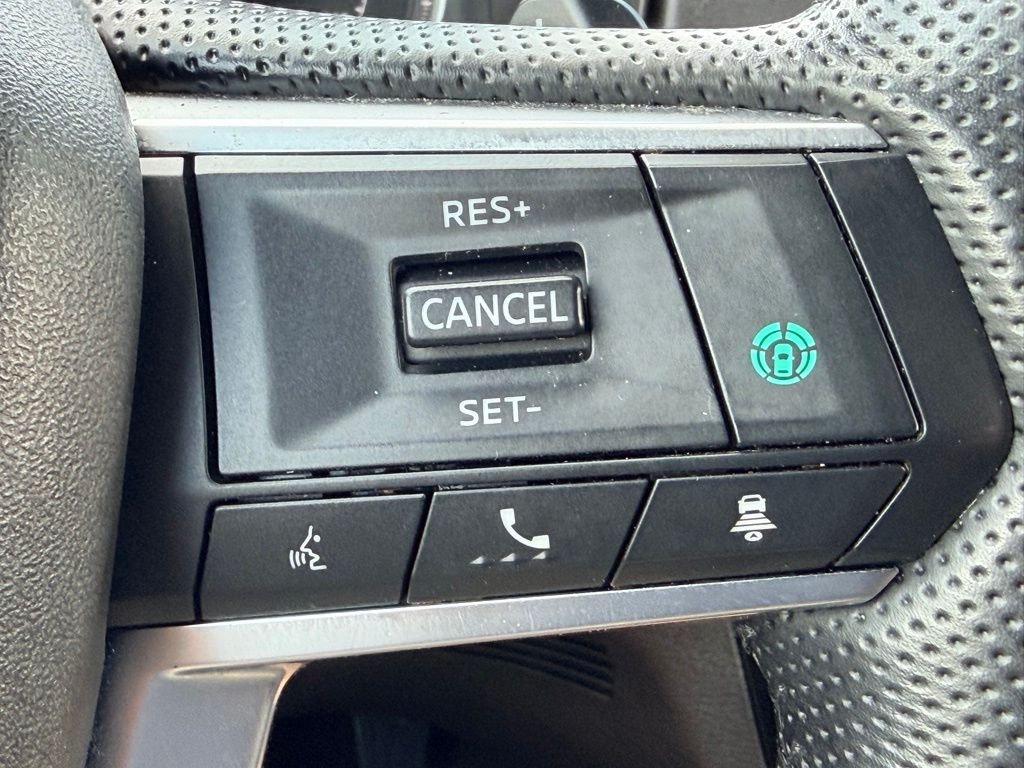 Used 2024 Blue Mitsubishi SE image 25